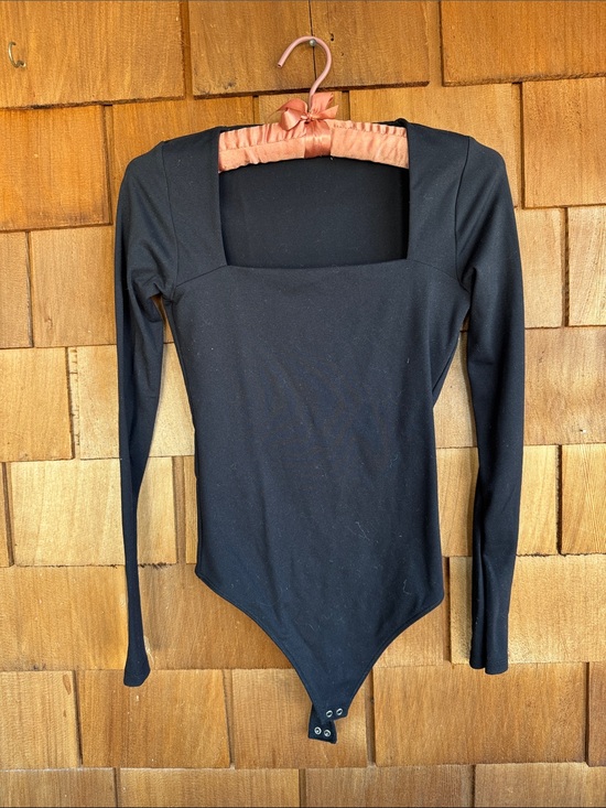 Abercrombie & Fitch Tops - Abercrombie & Fitch Black Long Sleeve Square Neck Bodysuit